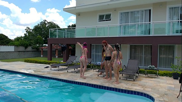 Vidos De Sexe Foursome With Big Tits And A Pool Porn Xxx Video Mr