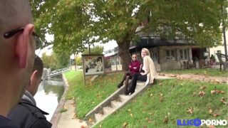 Vidéo porno femme française mariée seule chez elle