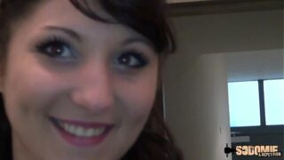 Vidéo porno première sodomie forcée compilation