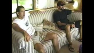 Deux teen branle chien porn