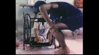 Indian aunty kiss young boy porn